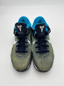Nike Zoom Kobe 7 VII System Shark Mens Shoes Mens Size 9 Rare Kobe Bryant 2011 - Picture 1 of 10