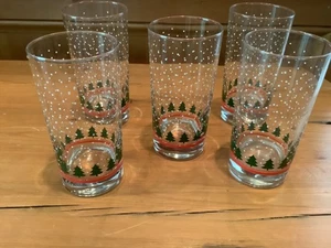 Libbey Weihnachtsbaum und Schnee große Glasbecher, 5er Set Gläser. NEU - Bild 1 von 4
