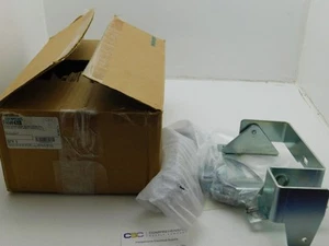 FHVF4XB-SIEMENS VLVAR PROFONDITÀ 4x D/F-FR HDL INTERRUTTORE OPERATORE/SEZIONATORE PANNELLO-NUOVO CON SCATOLA - Foto 1 di 11