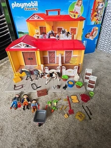 Playmobil 5348 Country Horse Stable Take-Along Carry Case Boxed - Picture 1 of 7