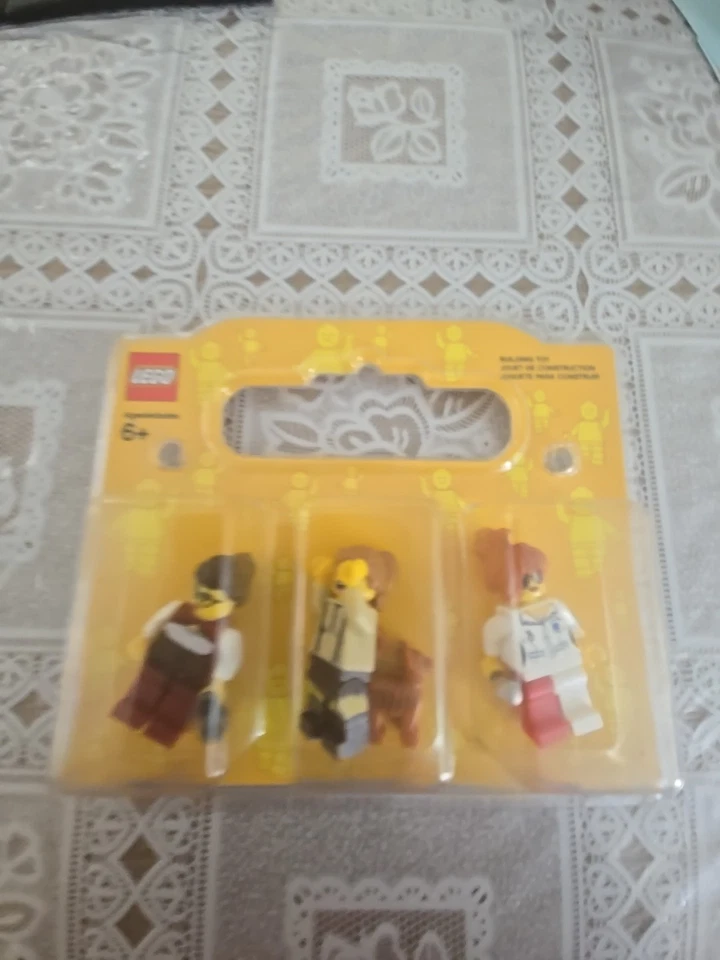 LEGO Minifigure 3-pack Miner Sweeper Sheriff 852766 4570203
