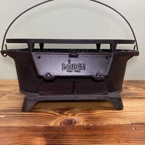 Lodge Cast Iron Hibachi Sportsman's Grill Three Leg Portable w/ Replacement Door - Picture 1 of 20
