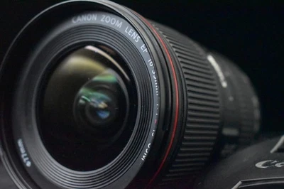 [US Duty Paid] Canon EF 16-35mm f/4 L IS USM Lente Gran Angular AF Lente 8489 - Imagen 1 de 4