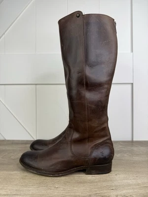 Botas ecuestres Frye Melissa con tachuelas y cremallera trasera para mujer talla 7,5 marrón chocolate Foto 1 de 4