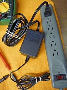 Adaptador de fuente de alimentación AD-121ANDT OEM AC/DC 12 VDC-1A - Imagen 1 de 12
