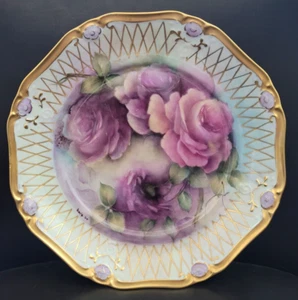Placa Cargador 12.5" Firmada por Artista Pintada a Mano con Floral Púrpura Rosas Dorado - Imagen 1 de 9