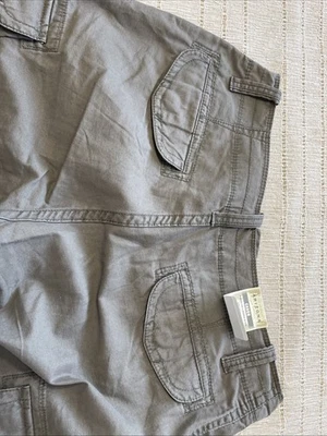 Pantalones cortos cargo Arizona Jean Co. para hombre W33 entrepierna 11 algas nuevos con etiquetas Foto 1 de 4