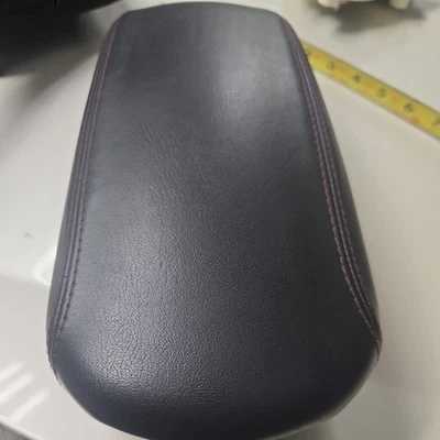 💎 Jeep Renegade 2015-2017 consola central negra cuero reposabrazos deslizante tapa OEM Foto 1 de 4