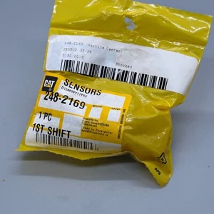 Genuine OEM Cat Caterpillar 248-2169 Fuel Oil Pressure Sensor - Picture 1 of 2