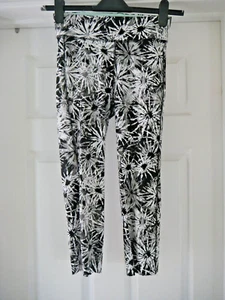 Sports Leggings Aerobics Black White Floral Star F&F Active Size 8 Leggins - Picture 1 of 13