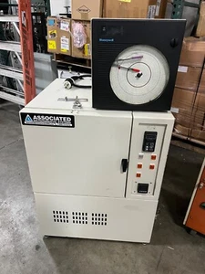 Associated Environmental Systems LH-1.5 Laboratory Environmental Test Chamber - Picture 1 of 9