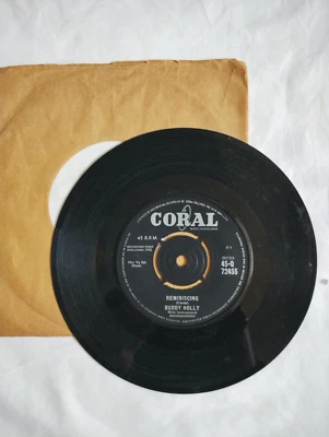BUDDY HOLLY REMINISCING 7" SINGLE CORAL (1962) Play Tested - VG condition - Image 1 of 2