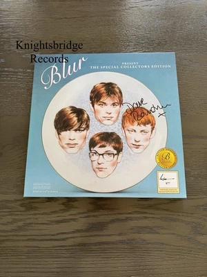 Blur Present The Special Collectors Edition SIGNED VINYL SLEEVE DAVE ROWNTREE - Image 1 of 2