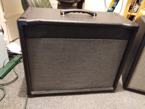 Peavey 1x12 Speaker Cab with blue marvel speaker - 8 ohms - Picture 1 of 6
