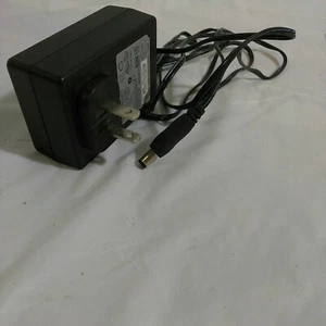 Asian Power Devices AC Adapter WA-24Q12FU 100-240V 50-60Hz .7A 12V 2A  - Picture 1 of 4