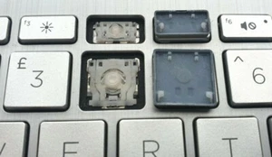 HP 14S-DQ 14S-FQ *Single* SILVER UK Keyboard Key + Hinge + Rubber SG-99540-XBA - Picture 1 of 3