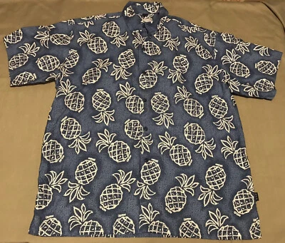 Mens Half Moon Bay Hawaiian Blue Pineapple Shirt Wood Buttons Size L 16-16 1/2" - Image 1 of 4