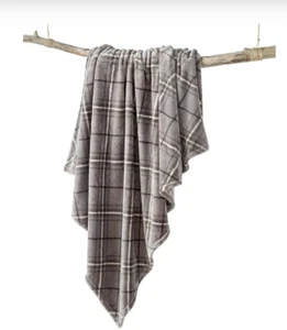 Charter Club Cozy Plush Throw Blanket Gray White Plaid 50x70 Soft Polyester Wrap - Picture 1 of 4