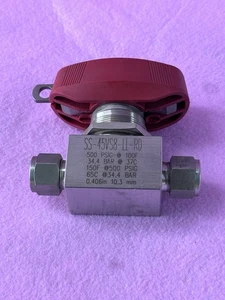 SWAGELOK SS-45VS8-LL-RD BALL VALVE - Picture 1 of 2