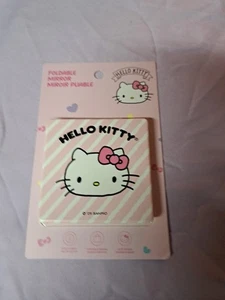 Hello Kitty Foldable Compact Mirror - Picture 1 of 3