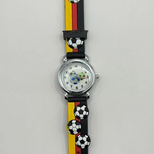 Kinder Fußball Quarzuhr mit Silikonarmband – Sportliche Uhr für Jungen & Mädchen - Bild 1 von 4