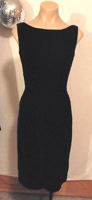 Vestido VaVaVoom de terciopelo negro sin mangas de los años 5060 de Suzy Perette talla S Foto 1 de 4