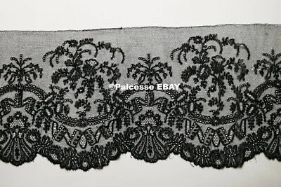 Très large Dentelle Ancienne 340 x 26 cm dans son jus - Photo 1/4