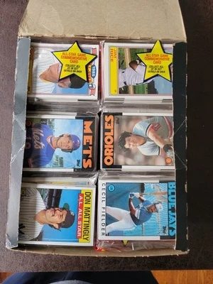 Caja de paquete de bastidor de béisbol Topps 1986 sin abrir - ¡Cecil Fielder en la parte delantera! Foto 1 de 2