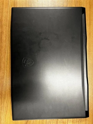 MSI Katana GF76 11UE-023 17.3" (1TB SSD, Intel Core i7 11ª Gen., 4.60 GHz, 16GB Foto 1 de 4