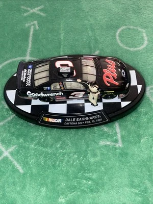 Hasbro Dale Earnhardt NASCAR RCR 1998 Daytona 500 Diecast 1:43 Winner’s Circle - Image 1 of 4