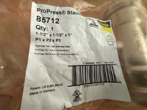 Viega 85712 ProPress 1-1/2" x 1-1/2" x 1" Reducing Tee w FKM Seal, 304 Stainless - Picture 1 of 4