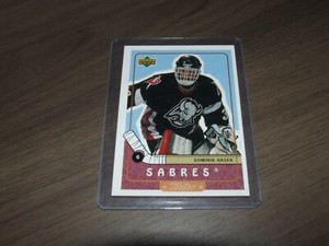 1999-00 Upper Deck Retro Dominik Hasek #7