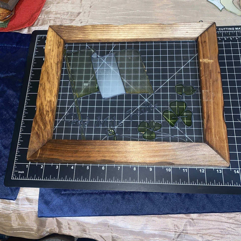 Espejo de vidrio Cead Mile Failte Hurley marco de madera hecho a mano en Irlanda ¡Raro! Foto 1 de 4