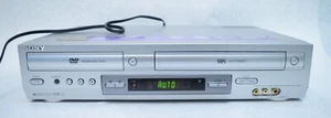 Sony SLV-D300P Progressive Scan VCR / DVD Combo Player Recorder *Parts/Repair* - Bild 1 von 7