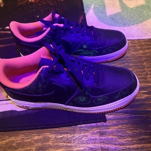 Size 10.5 - Nike Air Force 1 '07 Premium Halloween 2021 no box dc8891-001 - Picture 1 of 8