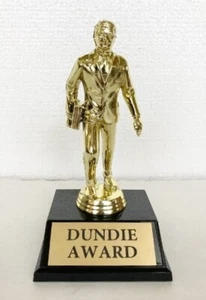 7" Dundee Award from "The Office" TV Series - Picture 1 of 4
