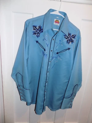 Винтажная вышитая ковбойская рубашка 1970-х Miller Western Wear из 100% полиэстера. - Изображение 1 из 4