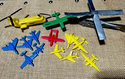 Lote de aviones a reacción Midgetoy vintage juguete Marx avión de juguete de plástico Foto 1 de 4