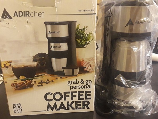 single-serve coffee maker by black and decker. 16 Oz Travel Cup Included Photo Related