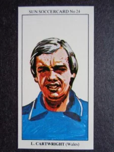 The Sun Soccercards 1978-79 - Les Cartwright - Wales #24 - Picture 1 of 2