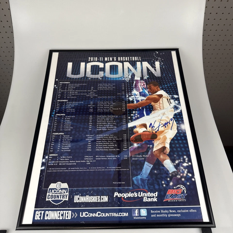 Calendario de baloncesto para hombres 2010-11 UConn Kemba Walker autógrafo firmado automáticamente  Foto 1 de 4