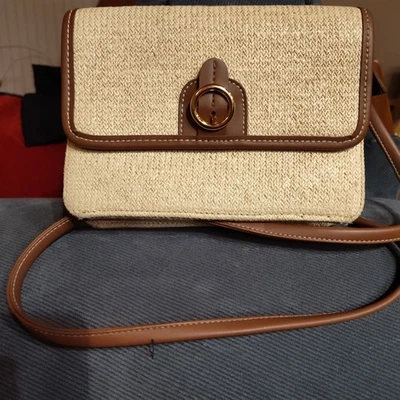 Bolso Bandolera Etienne Aigner Cartera de Hombro Marrón Tostado Paja/Adorno similar al Cuero Foto 1 de 4