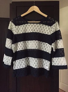 The Limited Lace Eyelet Blue And White Stripped Top Size M (B2) - Picture 1 of 5