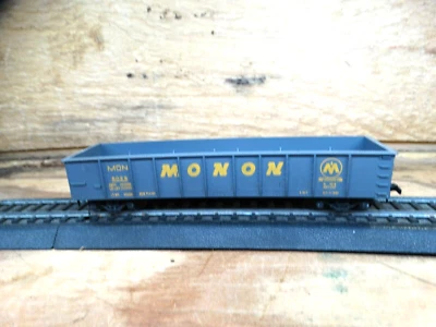 Mantua HO Scale 40' Monon MON 8029 Railroad Model Hobby Train Gondola - Image 1 of 4