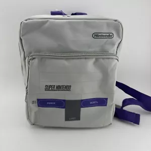 Super Nintendo Mini Rucksack SNES Konsole von CultureFly 2017 NEU Neu mit Etikett NOS 10 Zoll - Bild 1 von 23