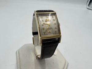u036 Lord Elgin 1950s "Fisher Body Company" 14k Gold Watch - Picture 1 of 7