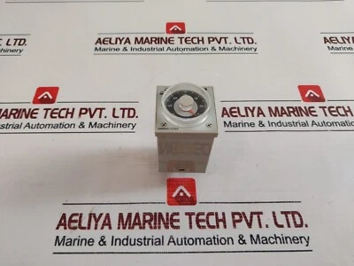 Omron H3BA-N8H Timer 110VAC 50/60HZ 0-1.2 Min - Bild 1 von 4