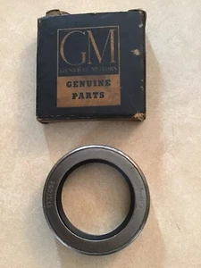 NOS POWERGLIDE TRANS FRONT PUMP SEAL 1953-58 CORVETTE  BISCAYNE GM #3772748 - Picture 1 of 11