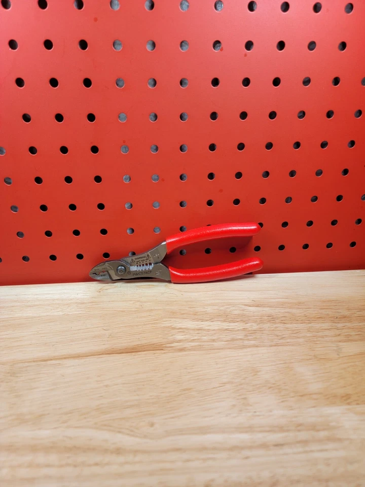 Snap-On Wire Stripper Cutter Crimper 7 In PWCS7ACF Red Comfort Grip
