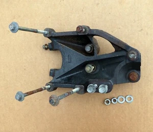 1999 FORD WINDSTAR 3.8  AC Air Conditioner Compressor Bracket XF2E-19D624-AB - Picture 1 of 5